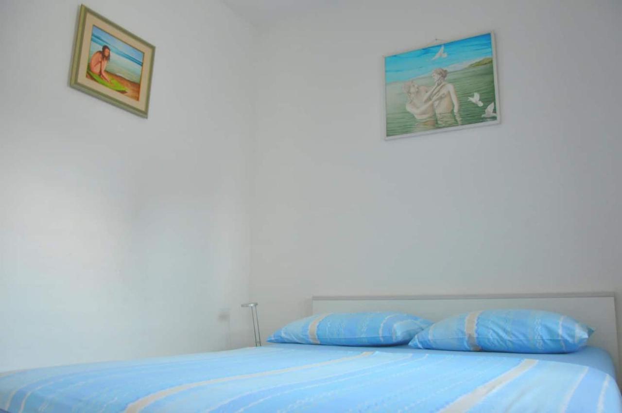 Apartments Adriana Bol Exterior foto
